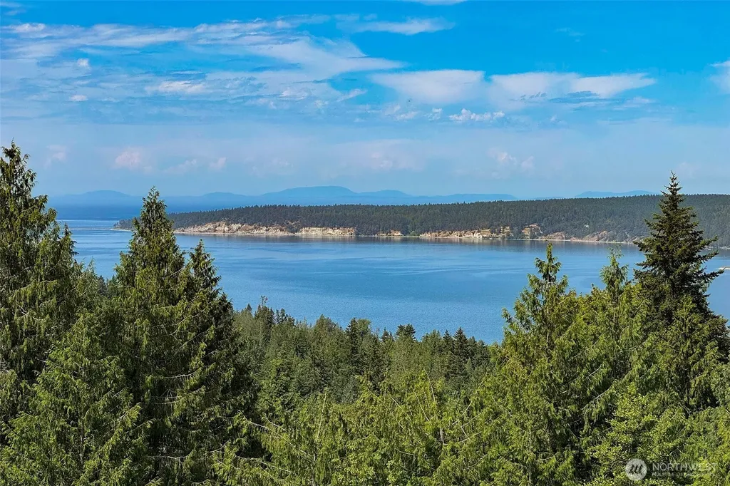 982 Weston Parkway Sequim WA 98382