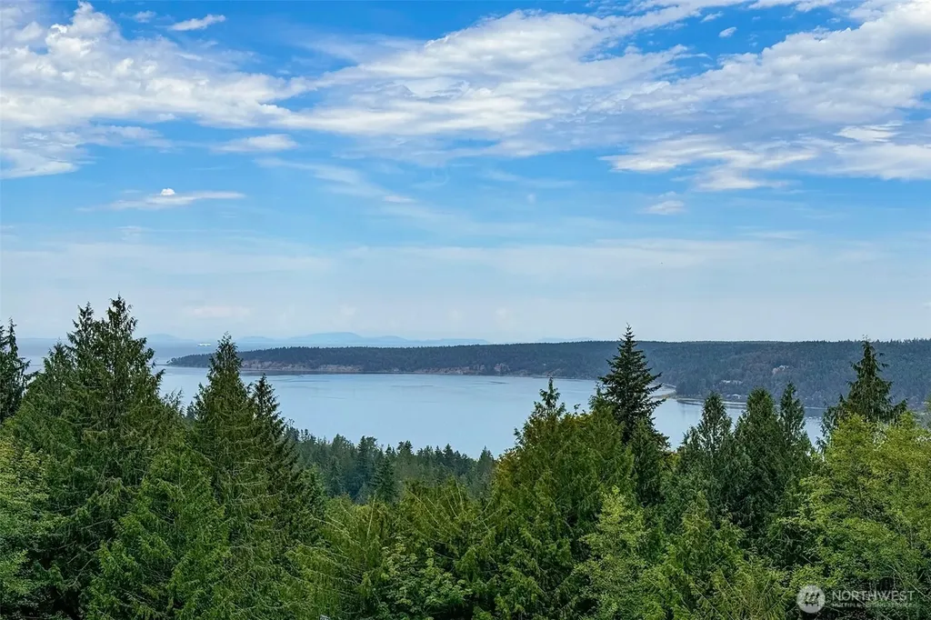 982 Weston Parkway Sequim WA 98382