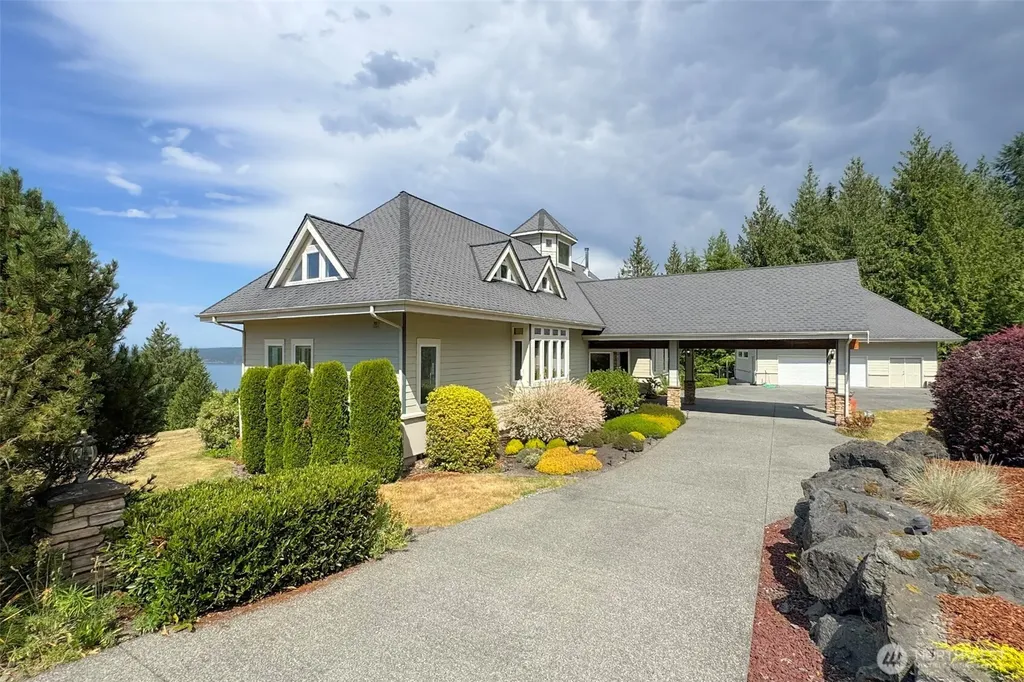 982 Weston Parkway Sequim WA 98382