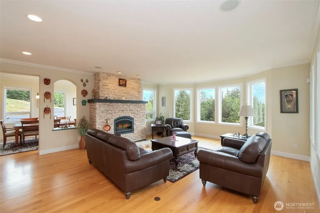 982 Weston Parkway Sequim WA 98382