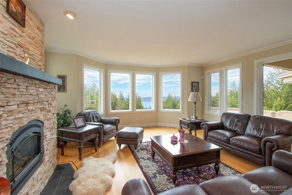 982 Weston Parkway Sequim WA 98382