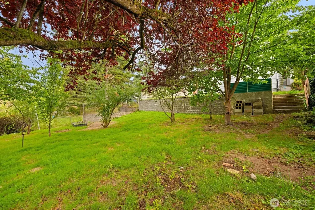 7020 S 120th Place Seattle WA 98178
