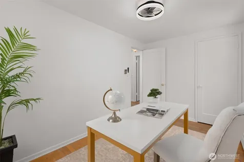 7020 S 120th Place Seattle WA 98178