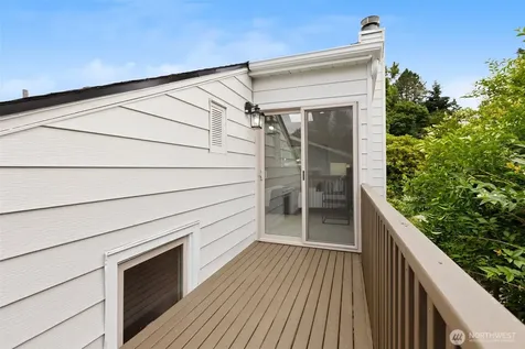 7020 S 120th Place Seattle WA 98178