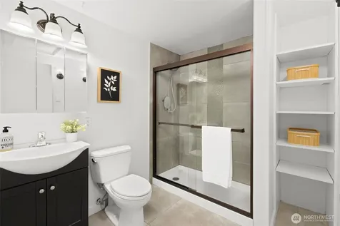 7020 S 120th Place Seattle WA 98178
