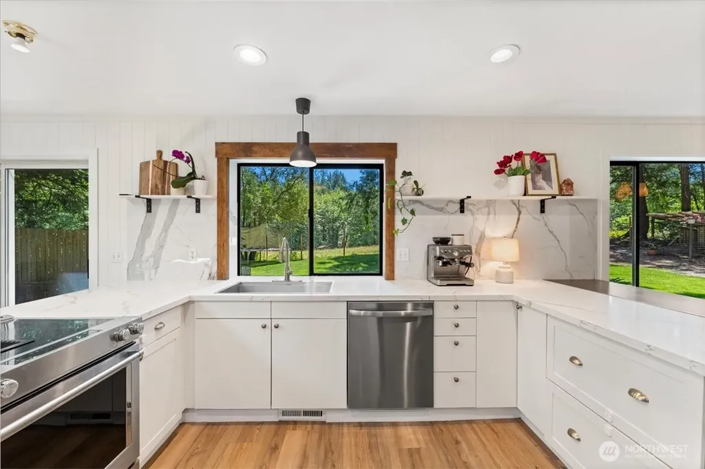 8716 71st Street NW Gig Harbor WA 98335