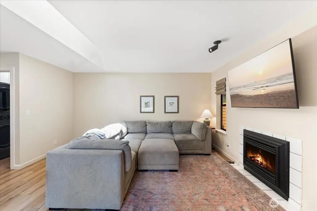 8716 71st Street NW Gig Harbor WA 98335