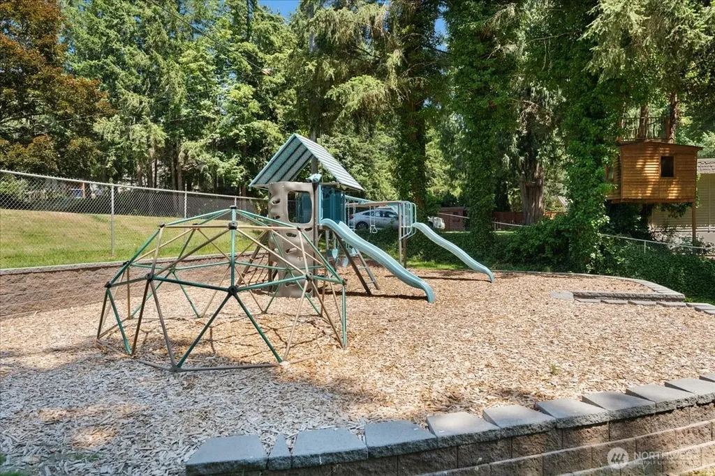 8716 71st Street NW Gig Harbor WA 98335