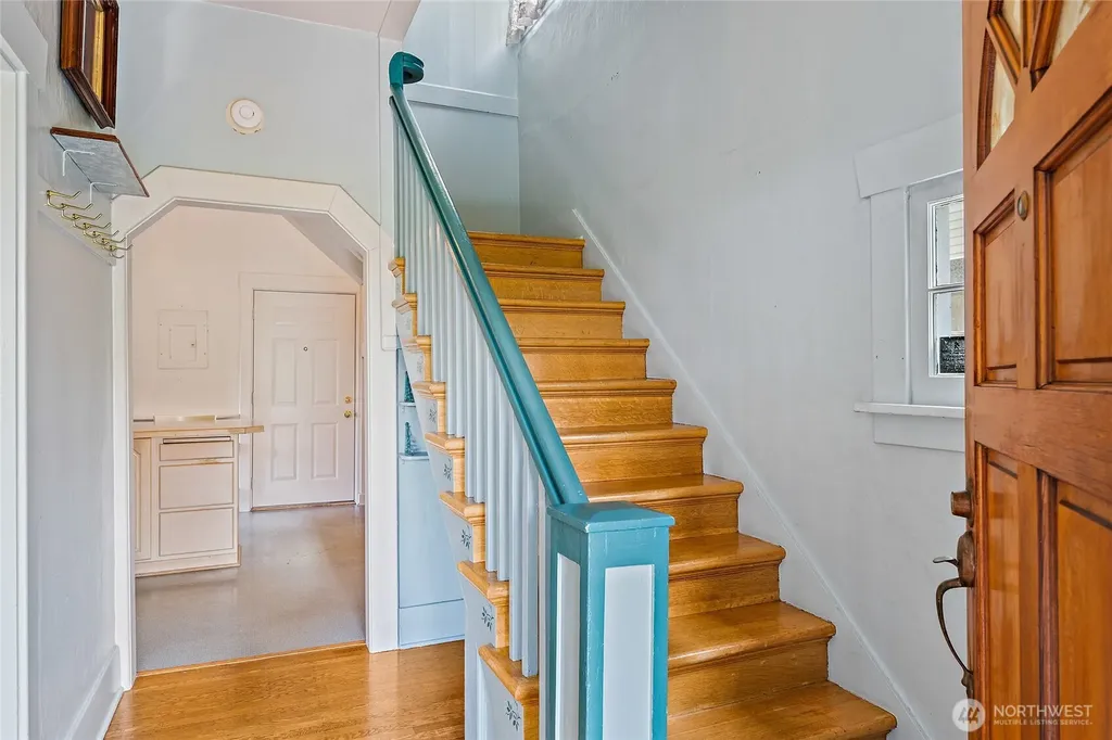 2902 S Jackson Street Seattle WA 98144
