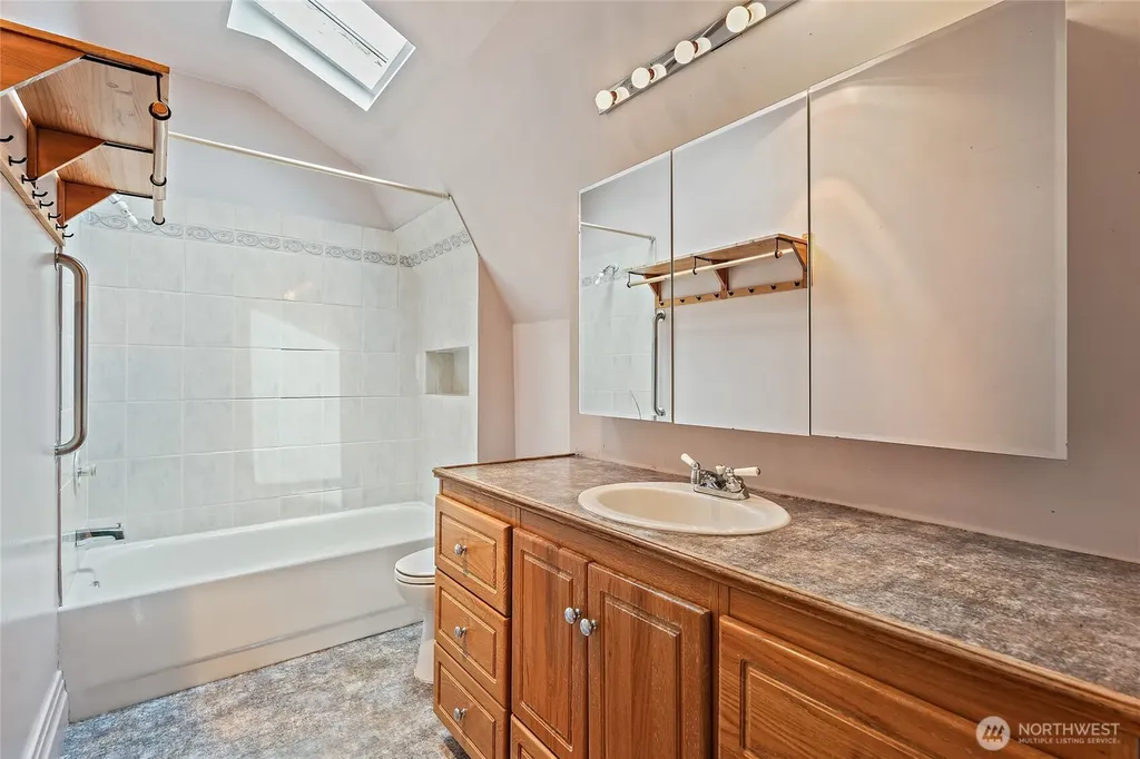 2902 S Jackson Street Seattle WA 98144