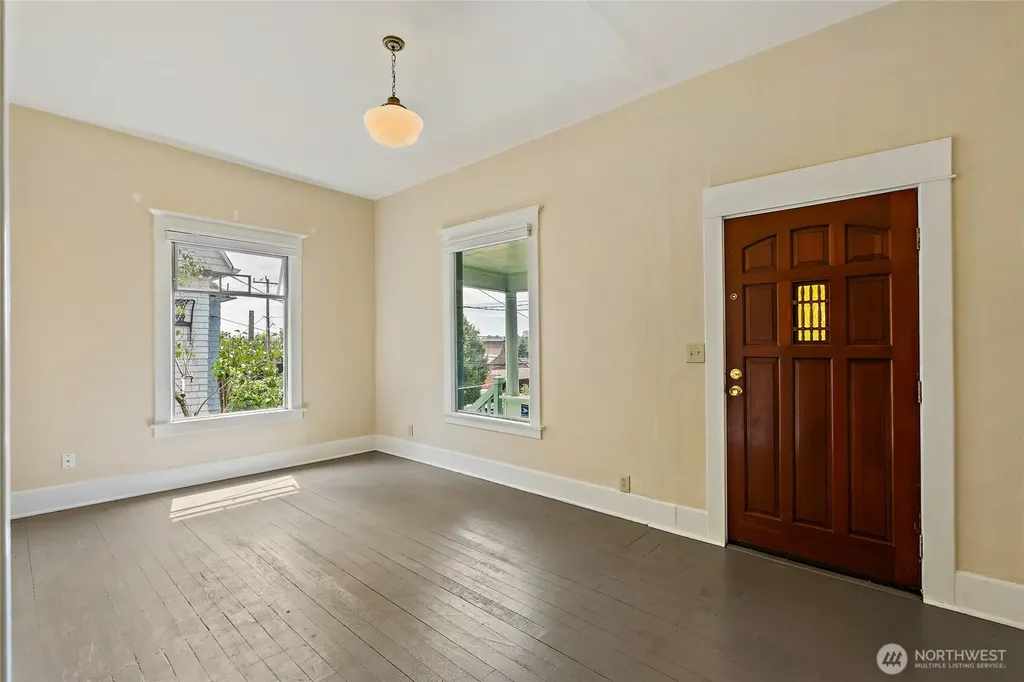 2902 S Jackson Street Seattle WA 98144
