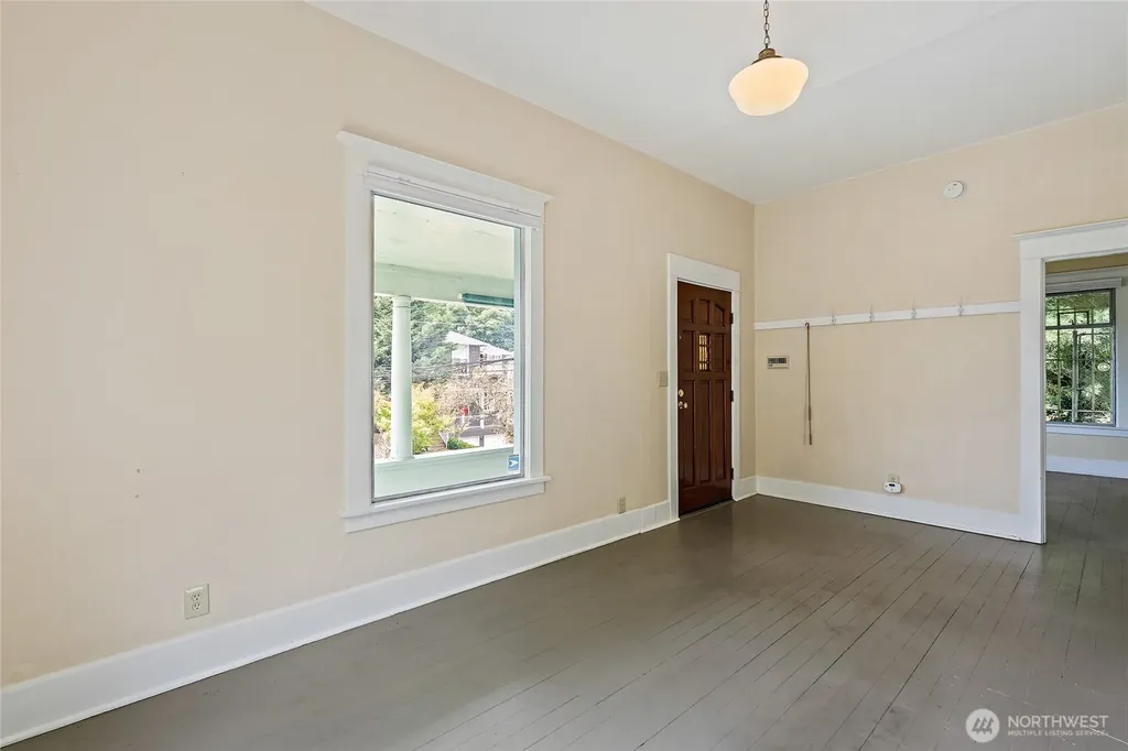 2902 S Jackson Street Seattle WA 98144