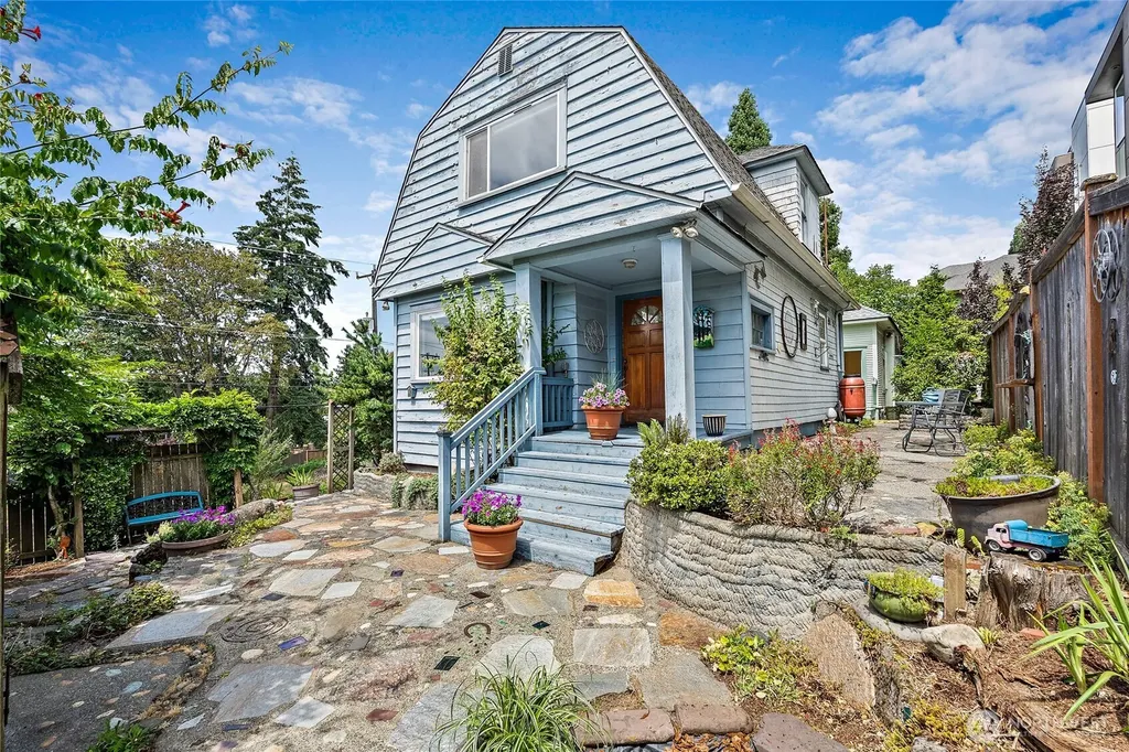 2902 S Jackson Street Seattle WA 98144