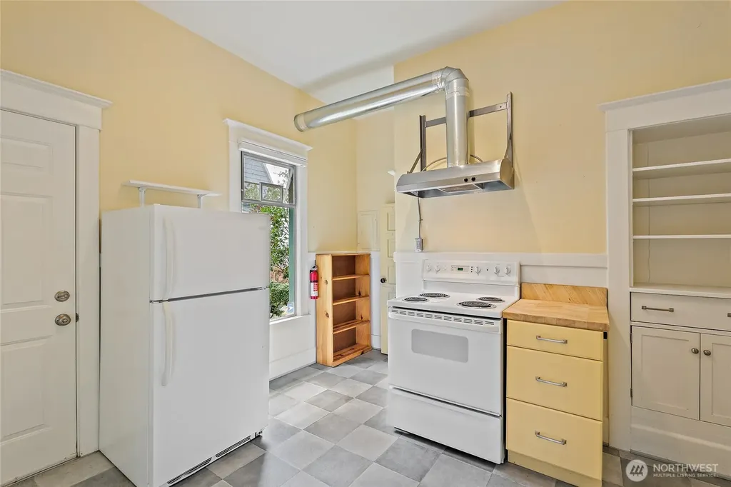 2902 S Jackson Street Seattle WA 98144