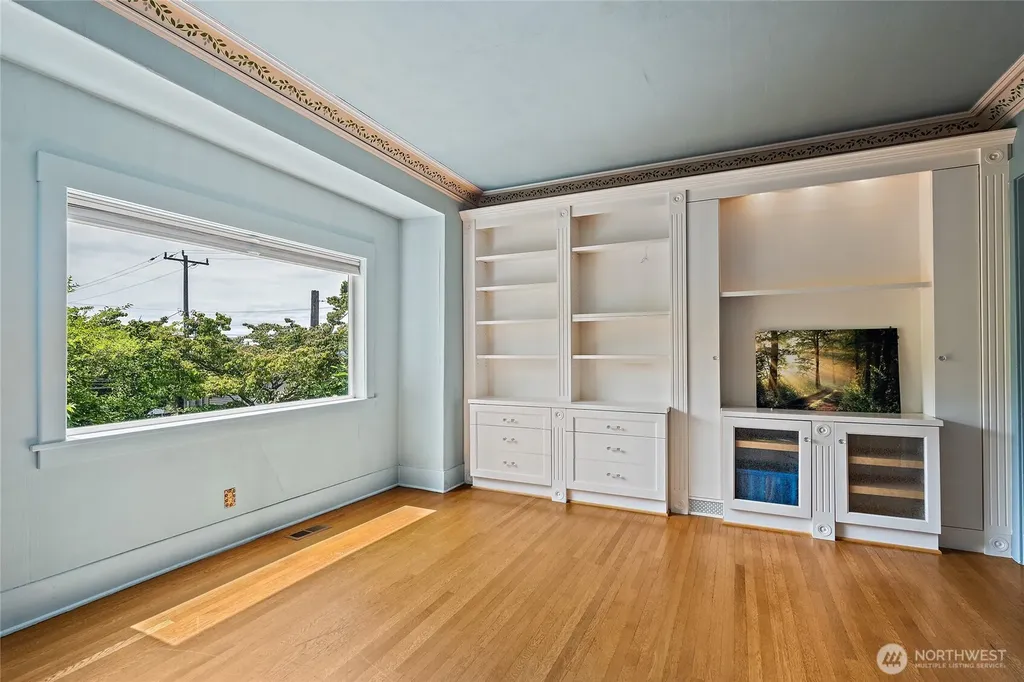 2902 S Jackson Street Seattle WA 98144