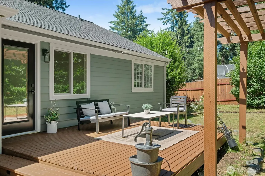 15717 97th Avenue Ct E Puyallup WA 98375