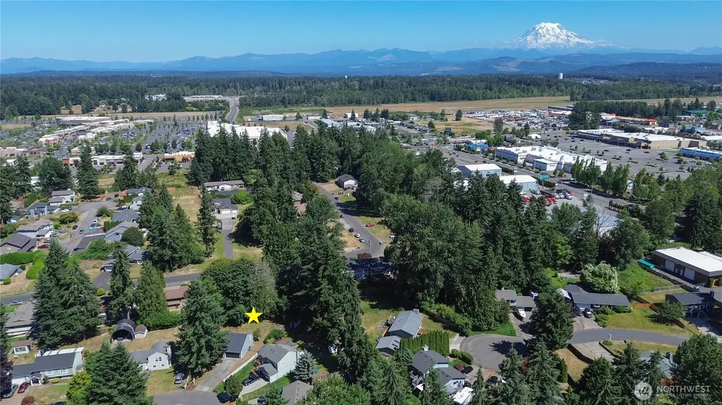 15717 97th Avenue Ct E Puyallup WA 98375