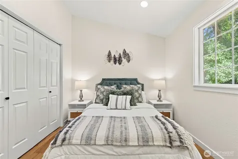 15717 97th Avenue Ct E Puyallup WA 98375
