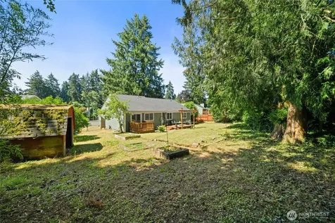 15717 97th Avenue Ct E Puyallup WA 98375