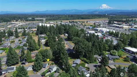15717 97th Avenue Ct E Puyallup WA 98375
