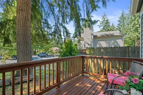 15717 97th Avenue Ct E Puyallup WA 98375