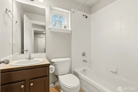 17520 12th Avenue NE Shoreline WA 98155