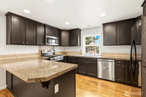 17520 12th Avenue NE Shoreline WA 98155