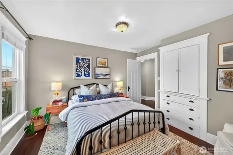 2120 12th Street Anacortes WA 98221