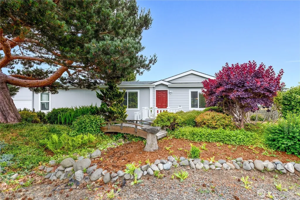 41 Marian Way Sequim WA 98382