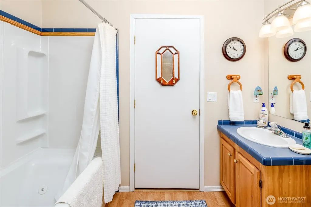 41 Marian Way Sequim WA 98382