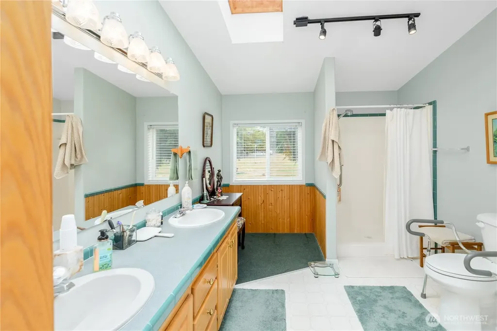 41 Marian Way Sequim WA 98382