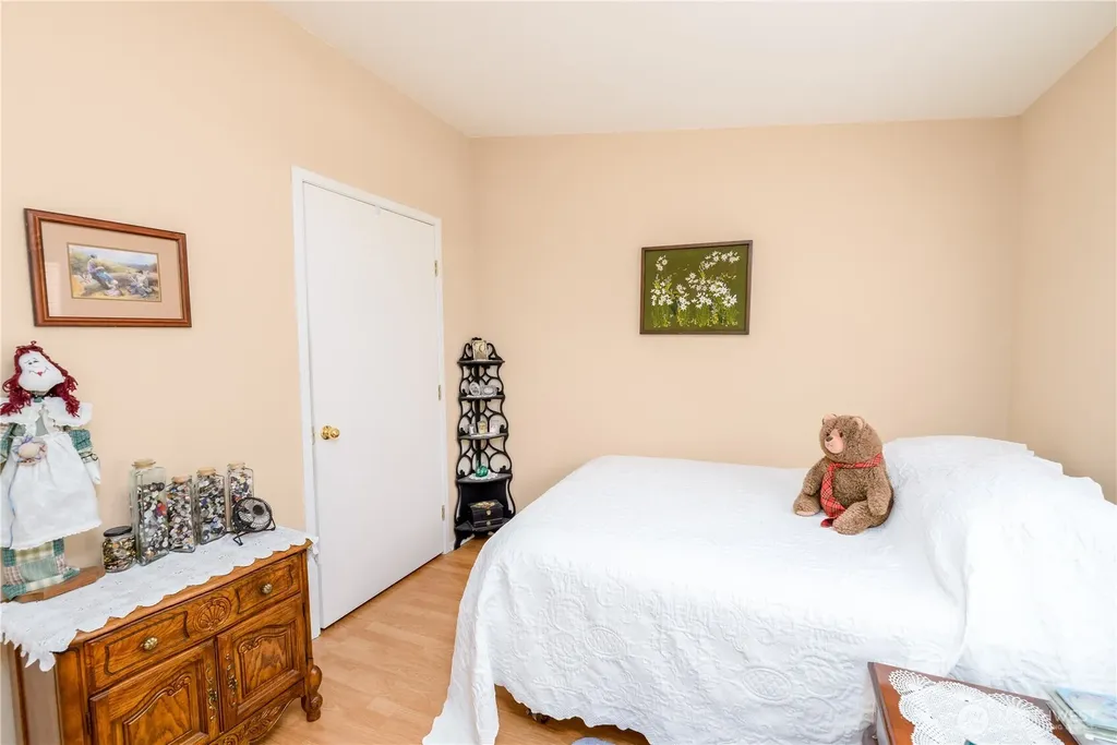 41 Marian Way Sequim WA 98382