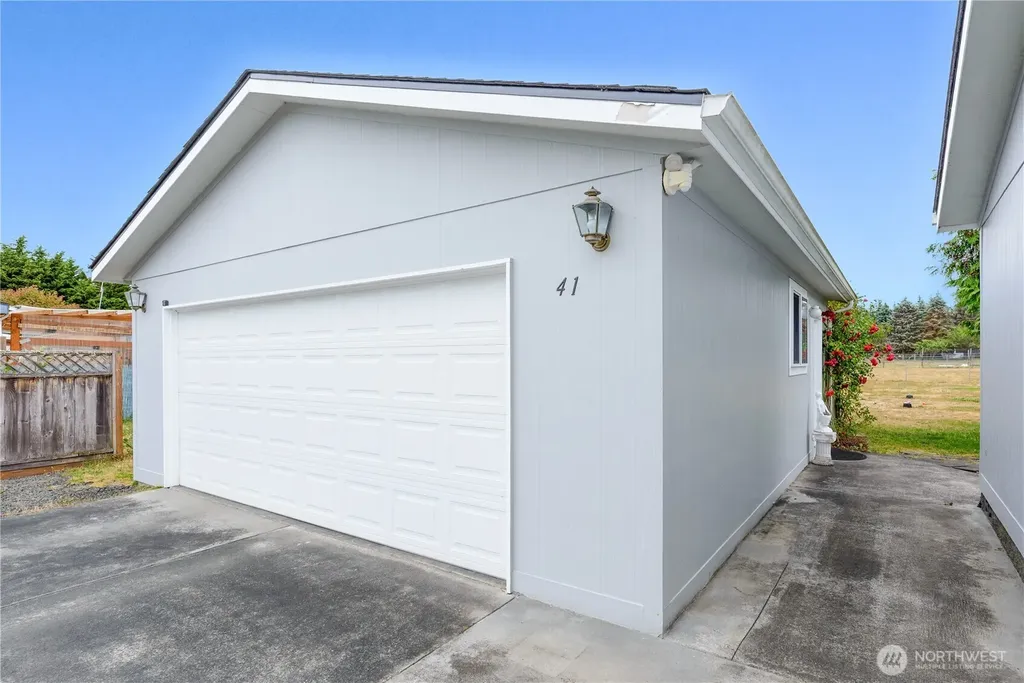 41 Marian Way Sequim WA 98382
