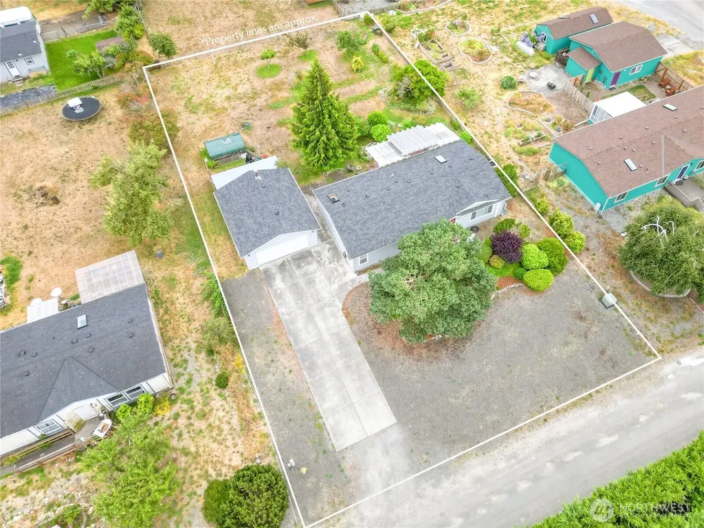 41 Marian Way Sequim WA 98382