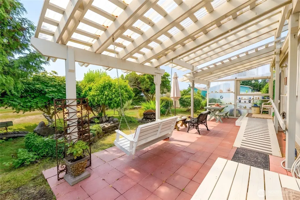 41 Marian Way Sequim WA 98382