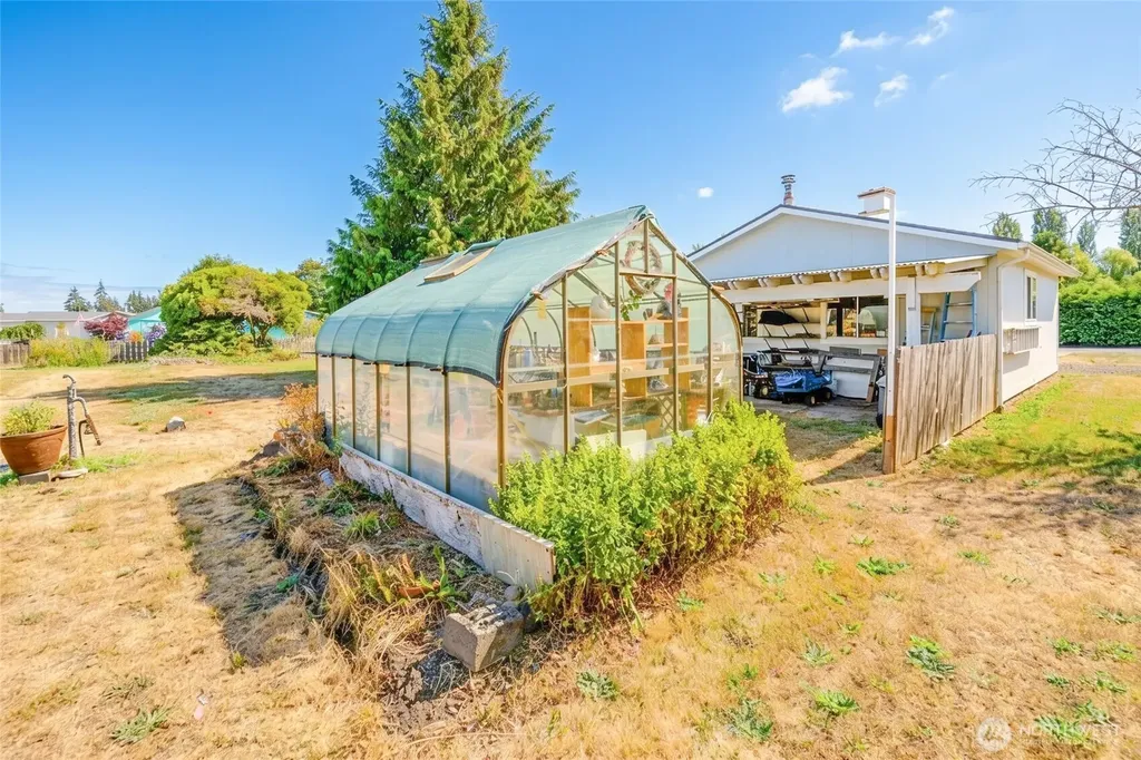 41 Marian Way Sequim WA 98382