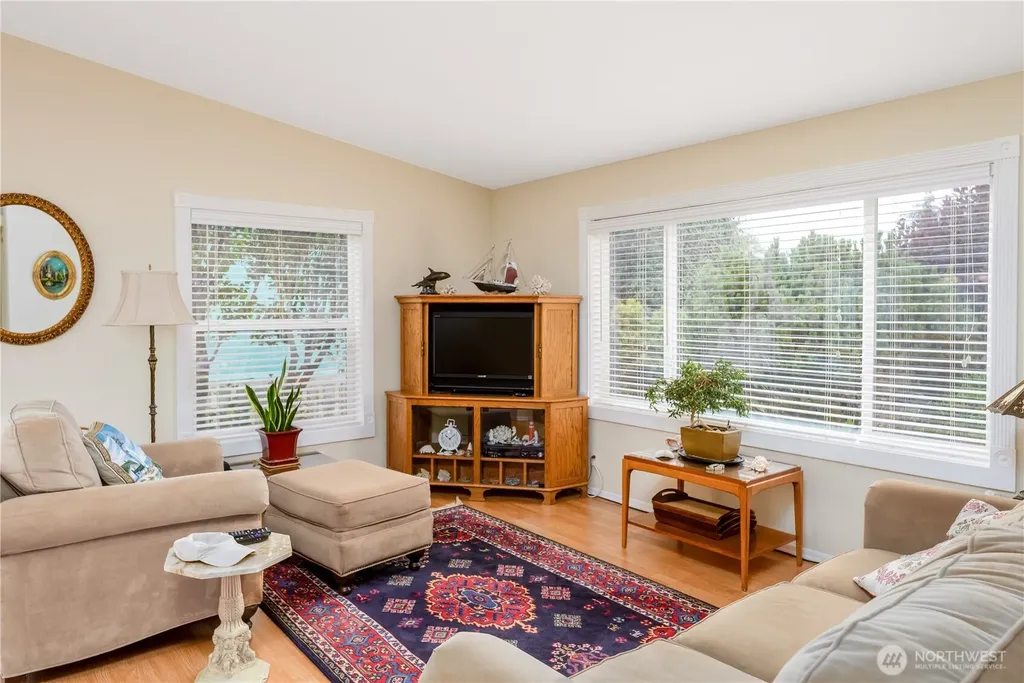 41 Marian Way Sequim WA 98382