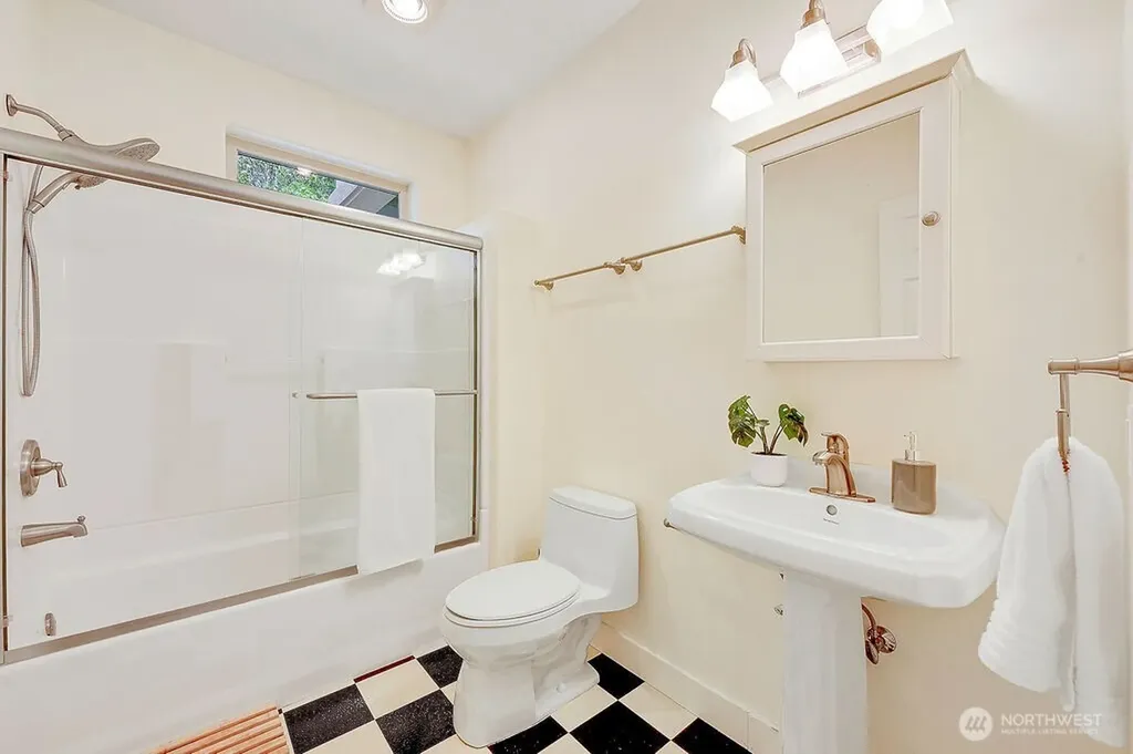 43 Windsor Lane Port Townsend WA 98368