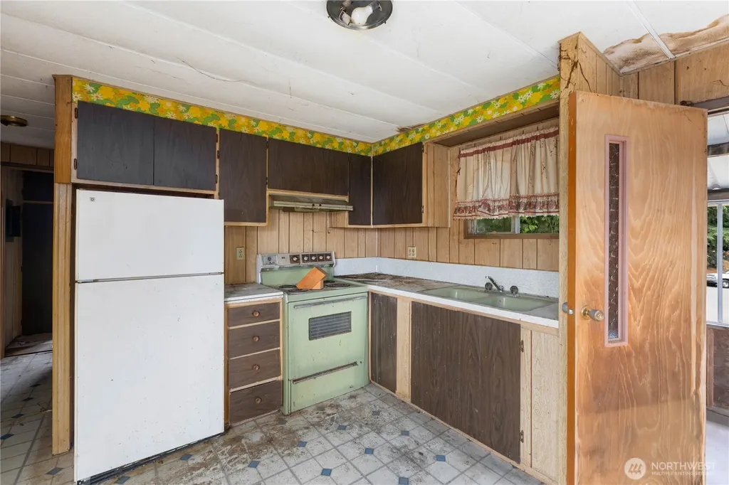 2706 S 276th Place Federal Way WA 98003
