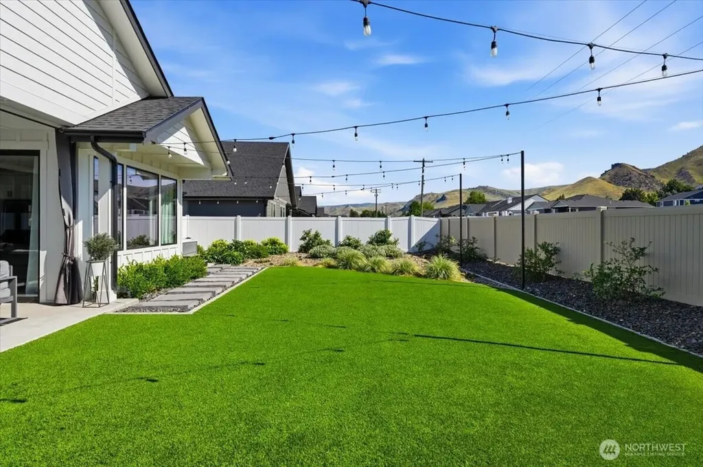 1014 Racine Springs Drive Wenatchee WA 98801