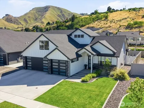 1014 Racine Springs Drive Wenatchee WA 98801