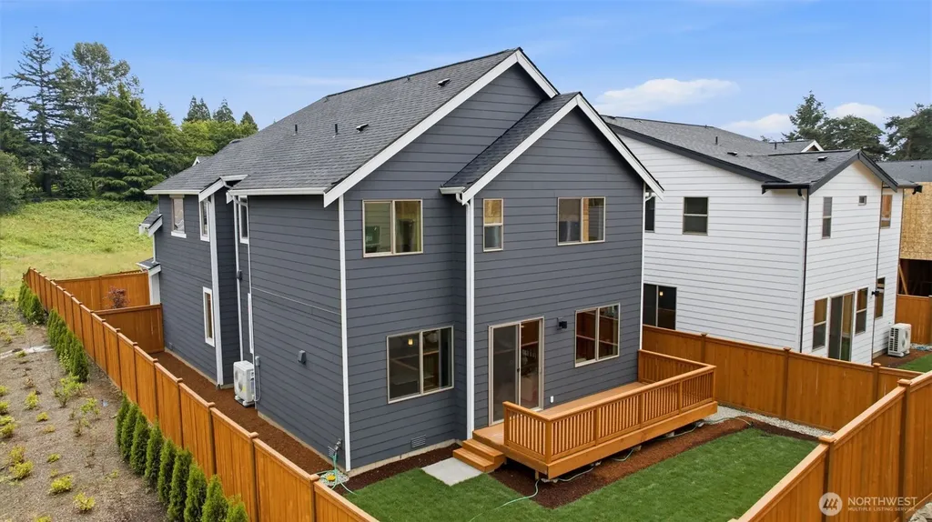12504 SE 256th Place Kent WA 98030