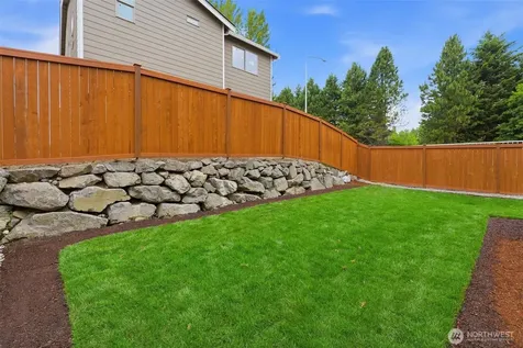 12504 SE 256th Place Kent WA 98030