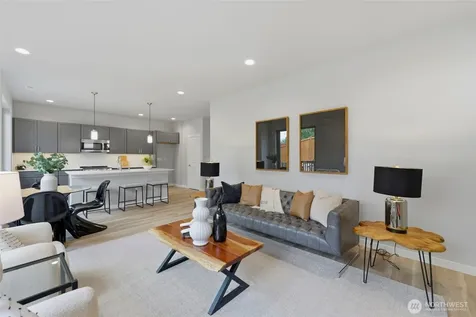 12504 SE 256th Place Kent WA 98030