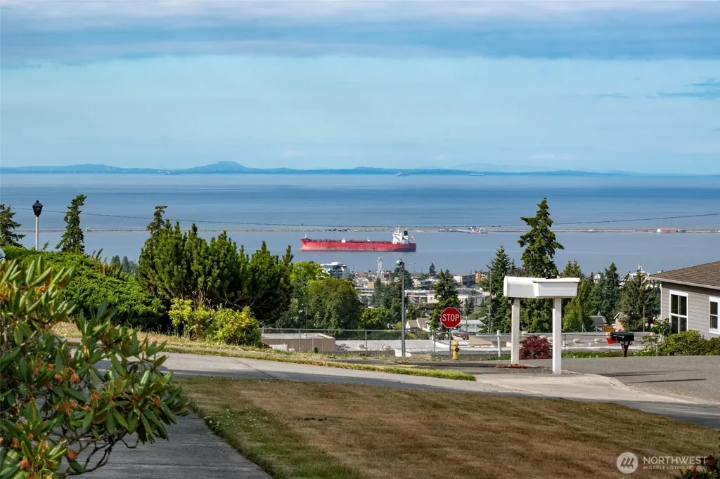 3140 S City Lights Place Port Angeles WA 98362