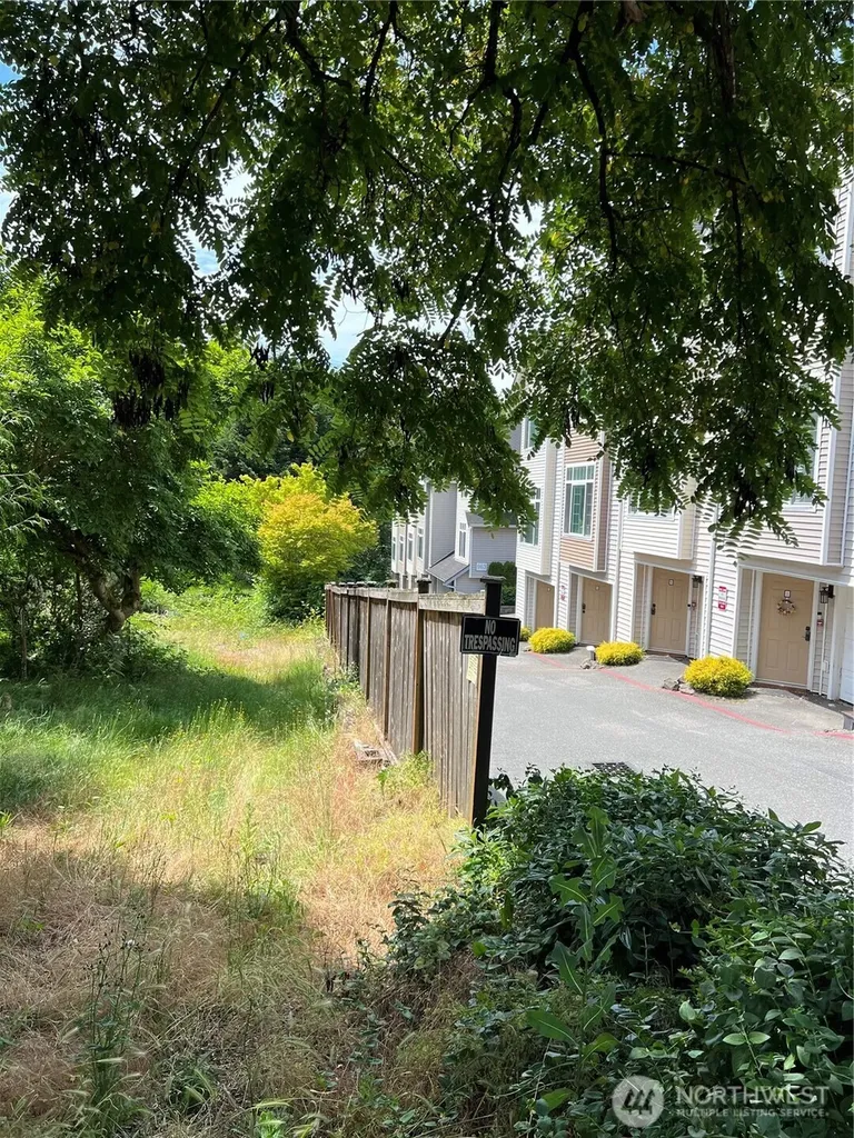 957 Aberdeen Avenue NE Renton WA 98056