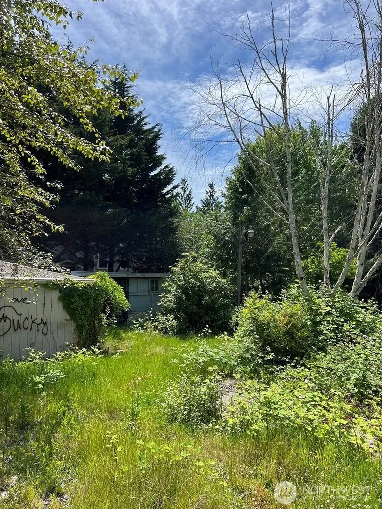 957 Aberdeen Avenue NE Renton WA 98056