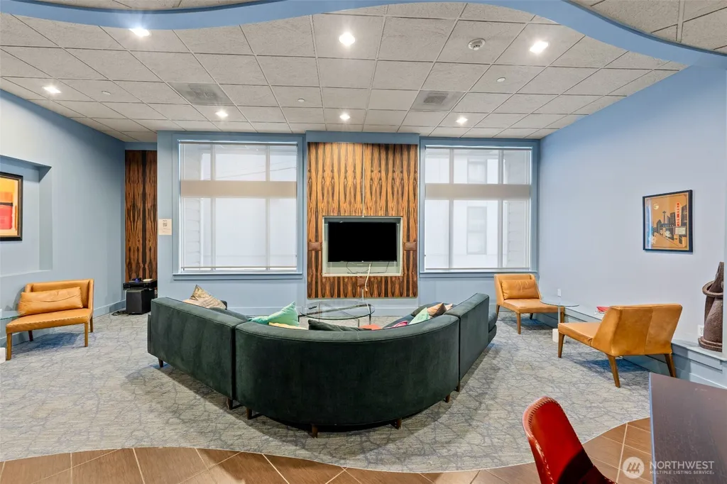 159 Denny Way Seattle WA 98109