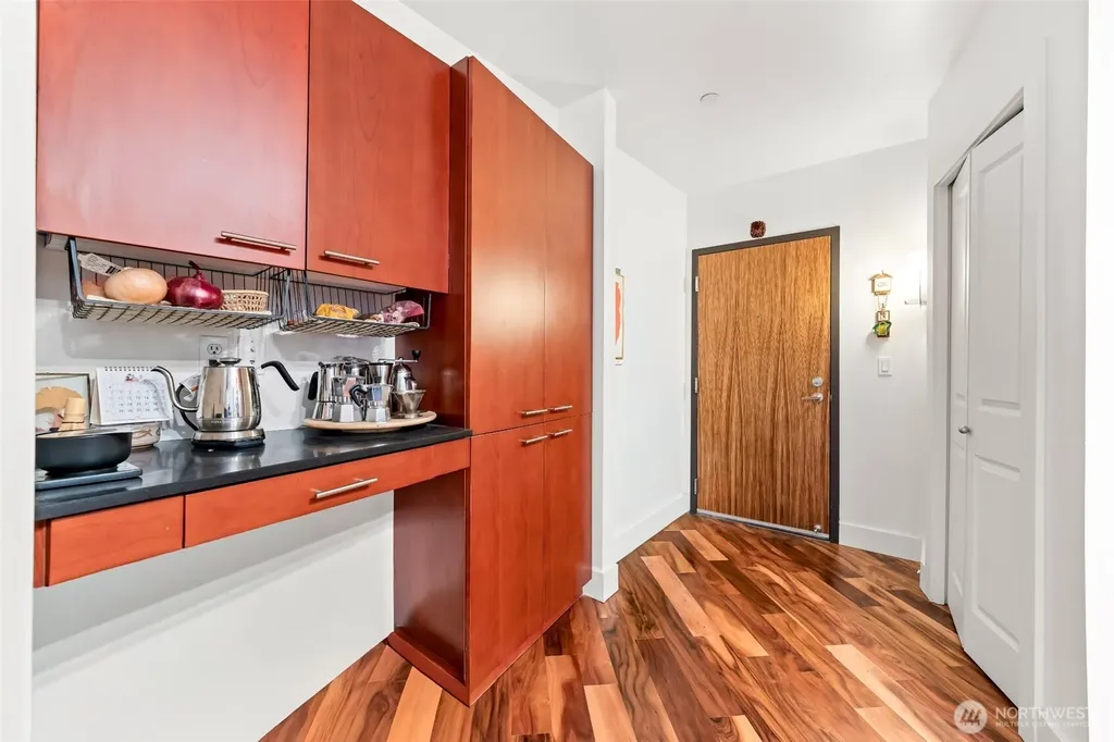 159 Denny Way Seattle WA 98109