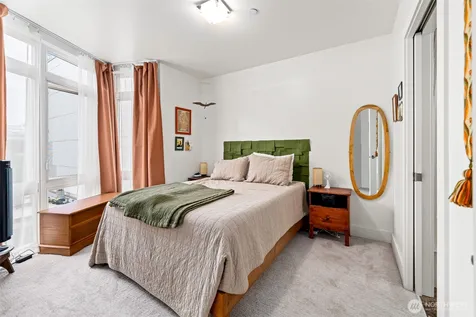 159 Denny Way Seattle WA 98109